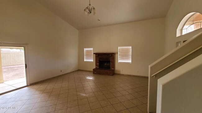 Building Photo - 1531 W Bahia Ct