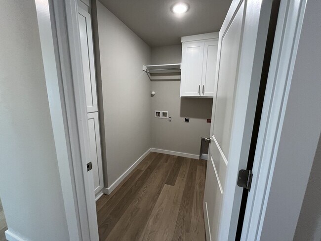 Foto del edificio - 14517 E 39th Pl S