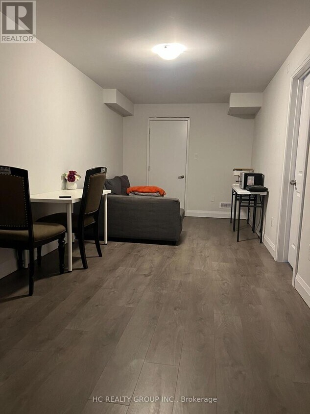 Photo du bâtiment - 113 Seguin St