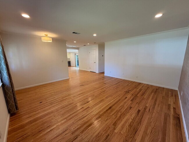 Foto del edificio - 362 Penn Way