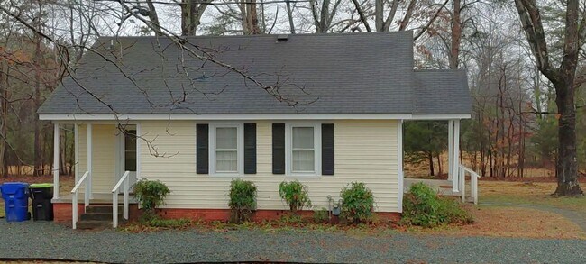 Foto del edificio - 422 Manning Ave