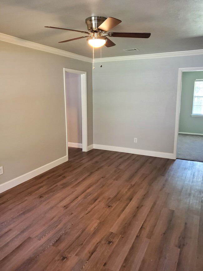 Foto del edificio - 1534 Harlandale Ave