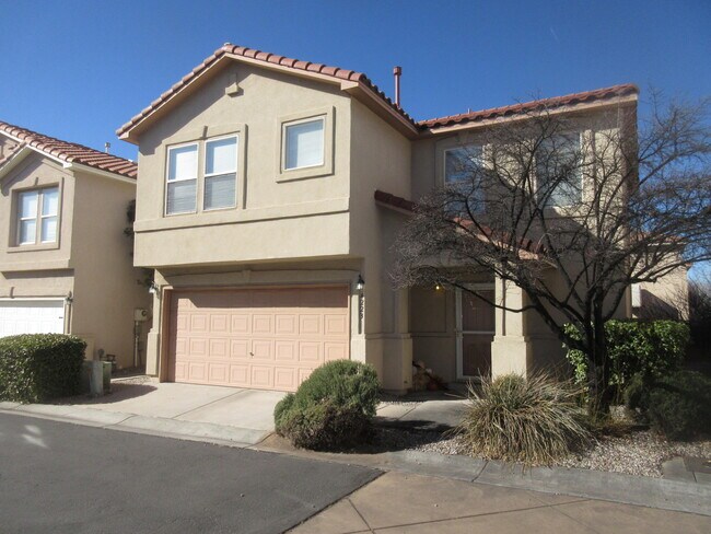 Building Photo - 4223 Altura Vista Ln NE