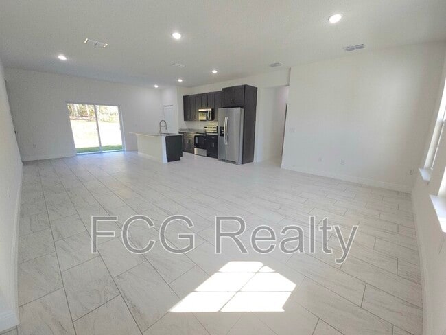 Building Photo - 1829 W Corrine St