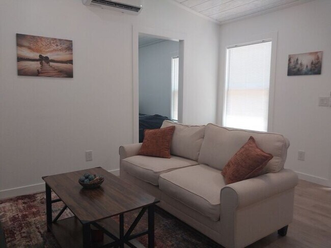 Foto del edificio - 720 Pritchett Ln