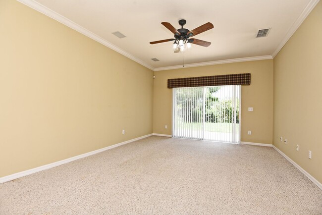 Building Photo - Cozy 4 bedroom home - Oviedo - UCF Welcome.