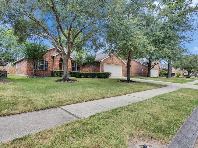 Building Photo - 18011 Outback Lakes Tr