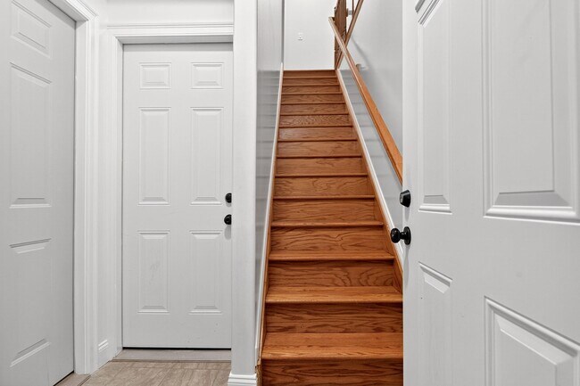 Foto del edificio - 213 Claremont Ave