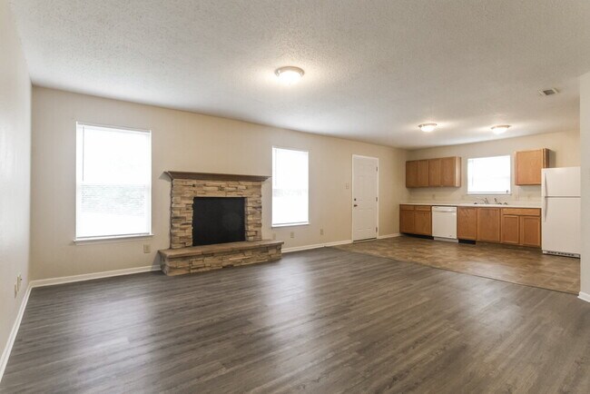 Foto del edificio - 3324 Spring Wind Ln