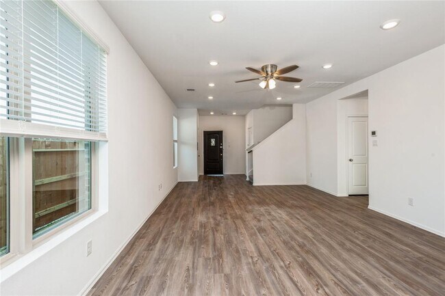 Building Photo - 22663 Bolanzo Ln