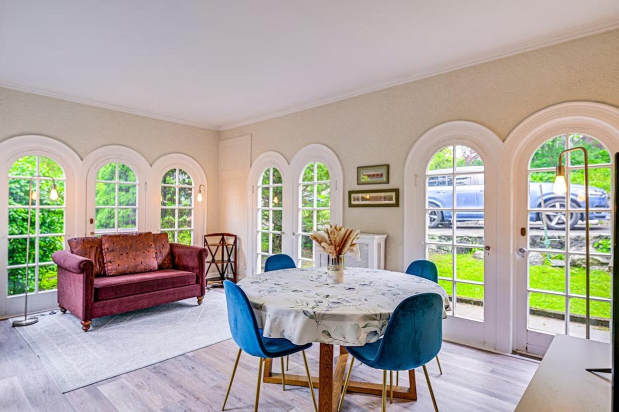 Primary Photo - 518 Cortlandt Ave