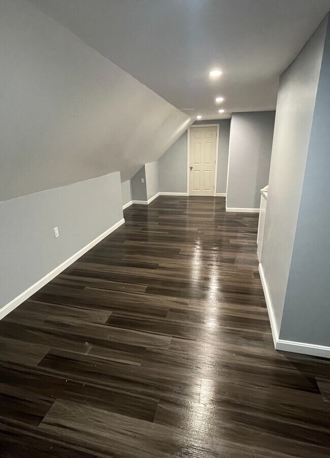 Apartment 2 - 269 Merrimack St
