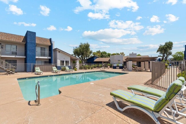 Foto del edificio - Sorrento Apartments