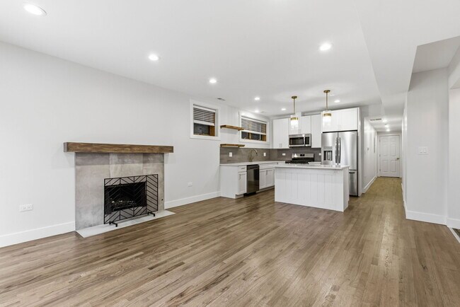 Foto del edificio - 943 N Leavitt