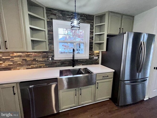 Foto del edificio - 1206 Eastover Pkwy