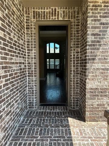 Building Photo - 2473 Kingsgate Dr