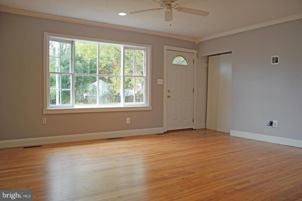 45394 Stark Dr, Piney Point, MD 20674 House Rental in Piney Point, MD