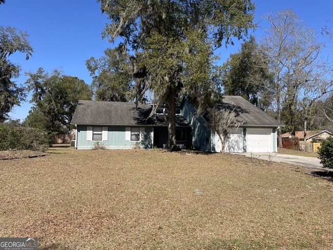 Building Photo - 2902 Plantation Dr