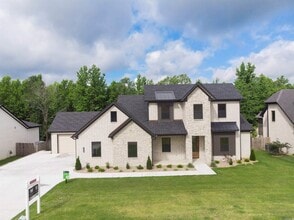 Building Photo - 14509 Stonebrook Ln