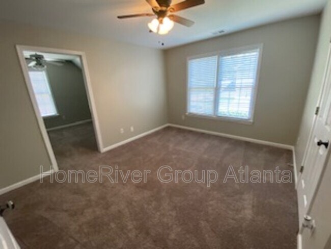 Building Photo - 47 Pecan Crescent
