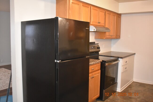 Building Photo - 5513 N 37th St