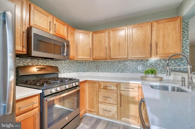 Foto del edificio - 9111 Gracious End Ct