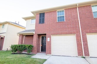 Building Photo - 13006 Bella Vida Ln