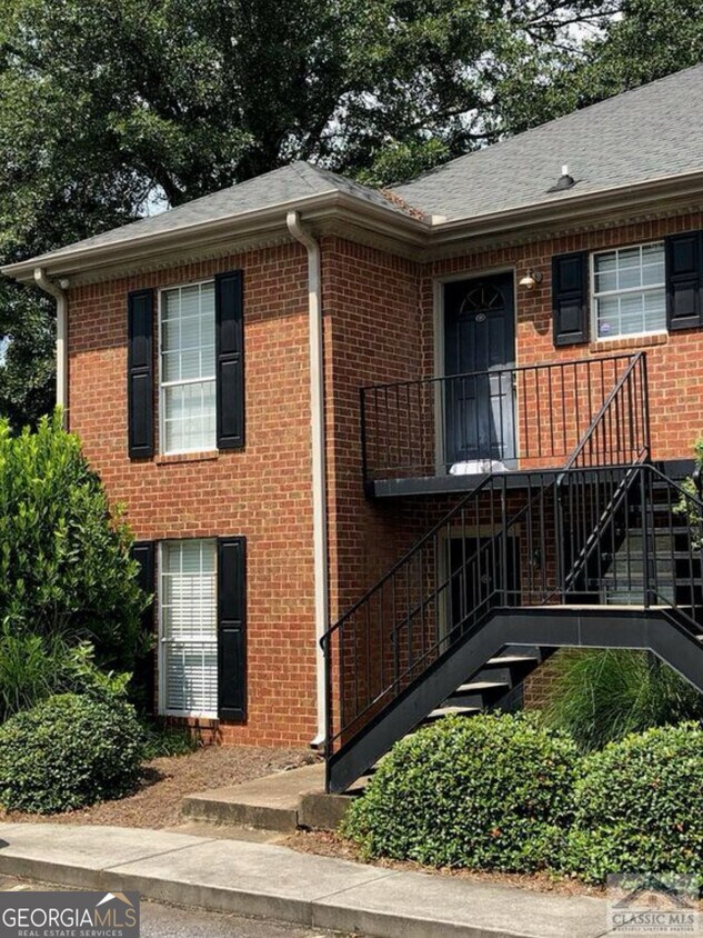 1055 Baxter St Unit 205, Athens, GA 30606 Condo for Rent in Athens