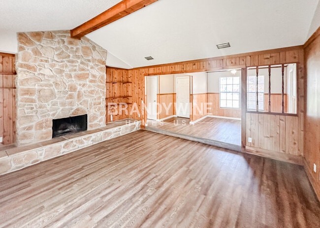 Building Photo - 10498 Arrowhead Dr