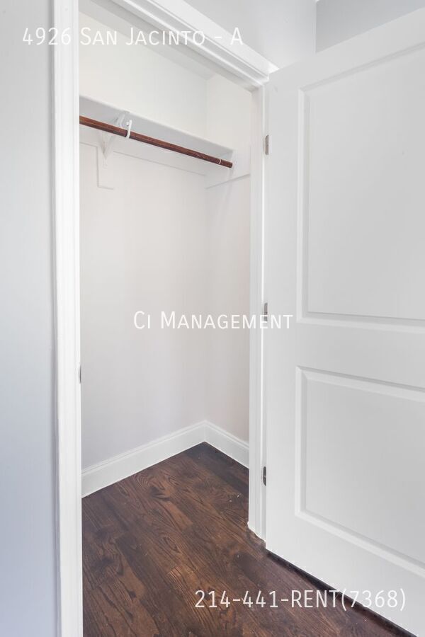 Building Photo - 4926 San Jacinto St