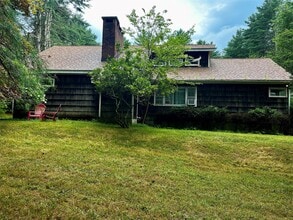 Building Photo - 90 Hillside Rd