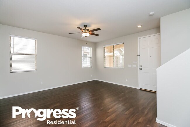 Building Photo - 583 S Buena Vista Ct