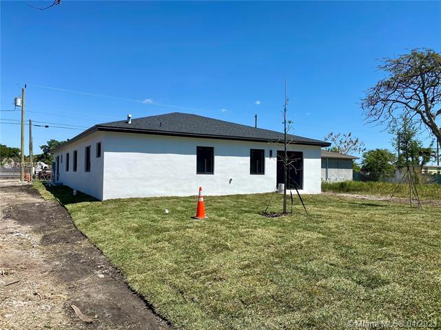 Building Photo - 11920 SW 212th St