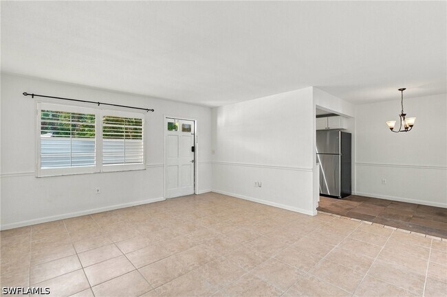 Foto del edificio - 4290 Gulfstream Dr