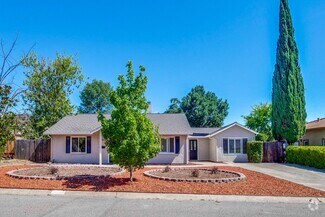 Building Photo - 18565 Paseo Lado