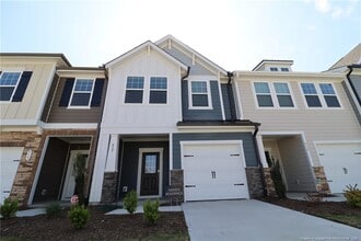 Building Photo - 917 Kensley Grv Ln
