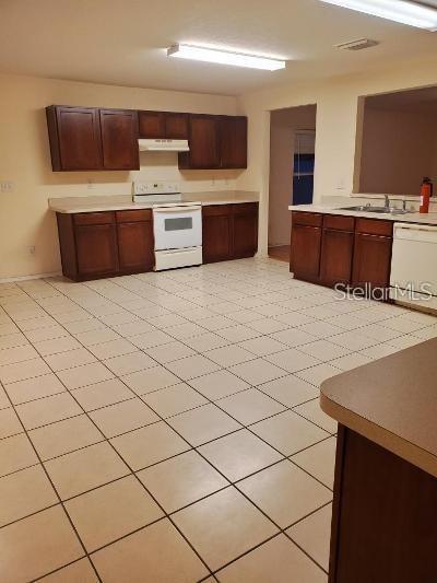 Building Photo - 2038 Harcourt Pl