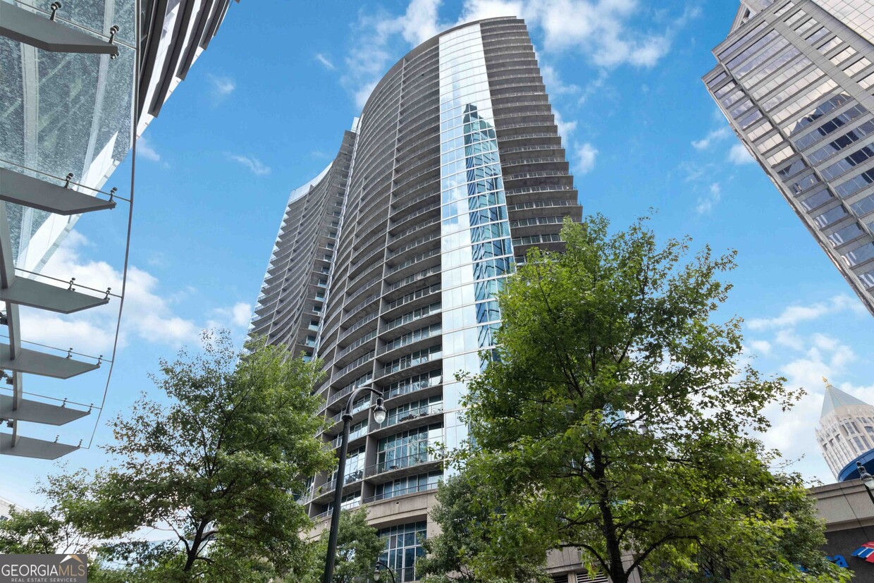 Primary Photo - 1080 Peachtree St NE