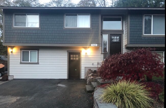 Quite neighborhood - 5123 Monticello Dr.
