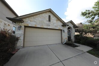 Building Photo - 1813 Slate Creek Dr
