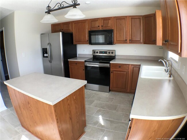 Building Photo - 478 Yorkshire Dr