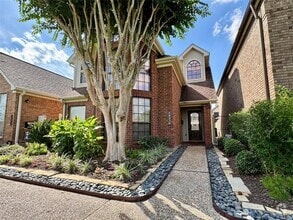 Building Photo - 18230 Vinland Dr