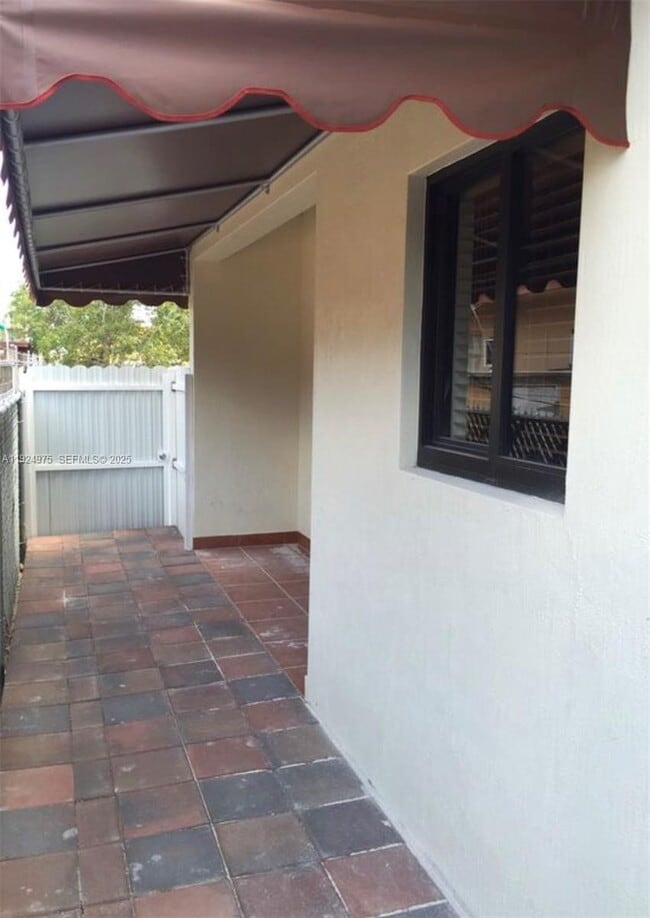 Foto del edificio - 41 W 14th St