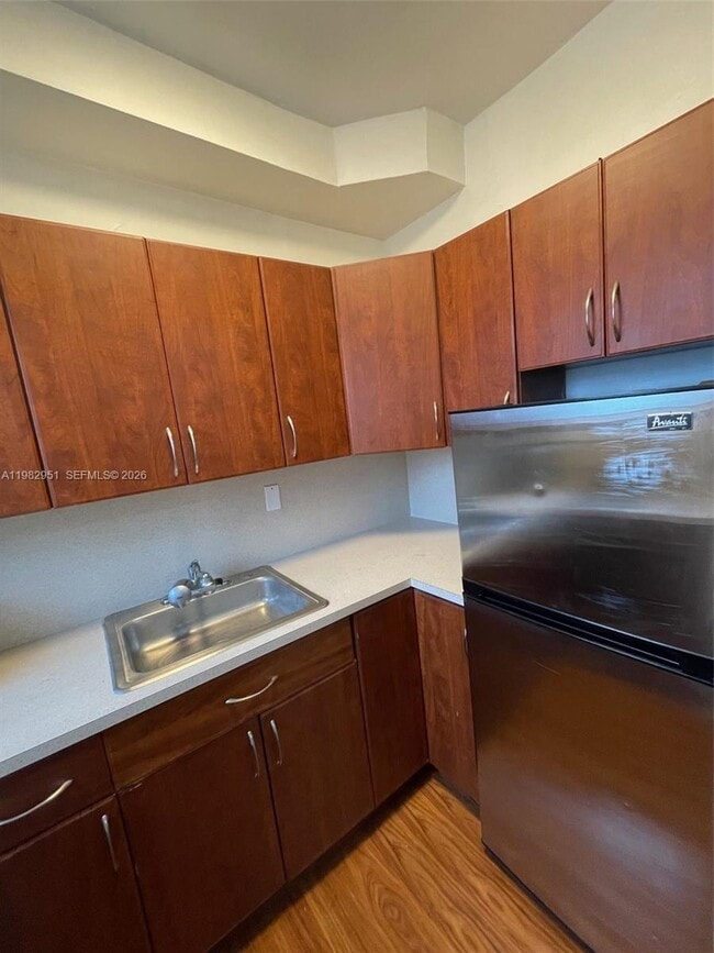 Foto del edificio - 1611 Michigan Ave