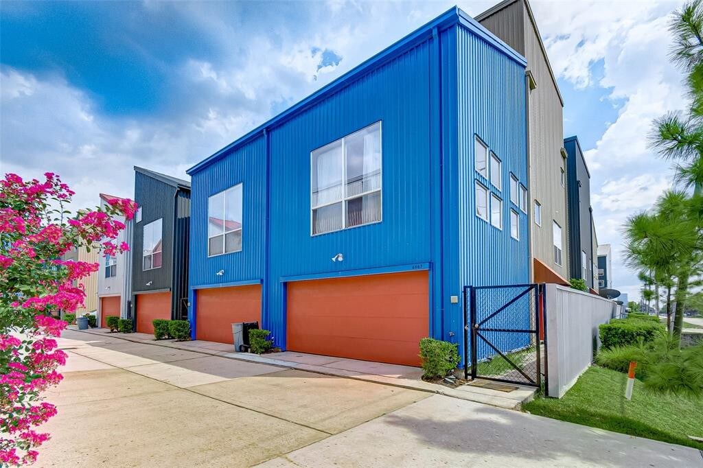 Foto principal - 6967 Ardmore St
