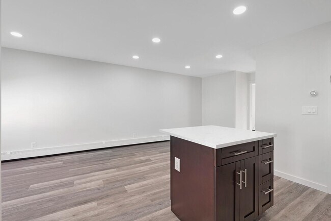 Foto del edificio - 561 Broad St