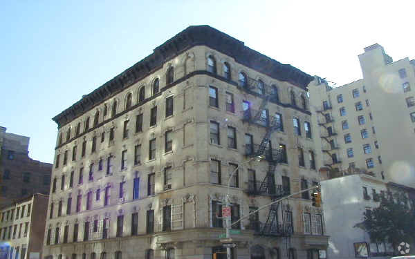 Building Photo - Weinberg Senior Residence