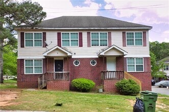 Building Photo - 501 Pine Park St