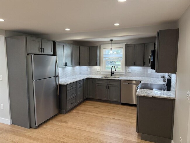 Foto del edificio - 863 Main St