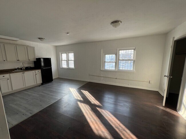 Foto del edificio - 1725 W Rockland St